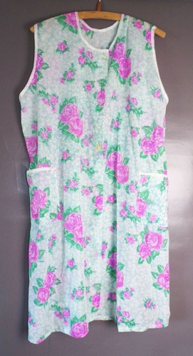 Old smock apron dederon floral - old,